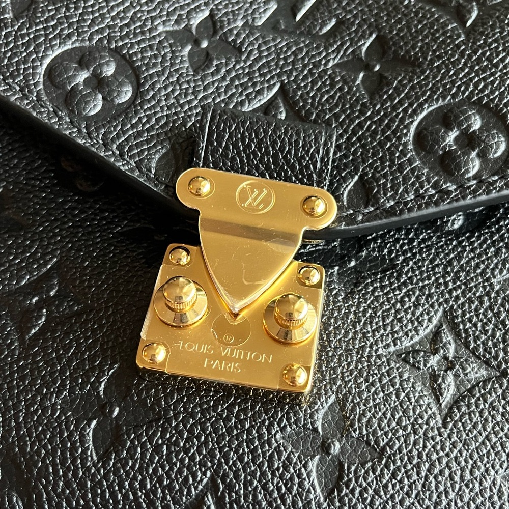 NEW - NWT LOUIS VUITTON M41487 Pochette Métis - Picture 5 of 17